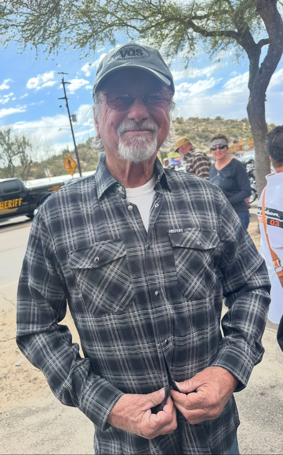 3 Things to Look for in a Premium Riding Flannel